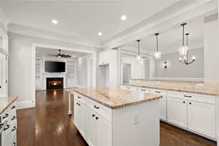 6272 Mount Vernon Oaks Dr, Sandy Springs, GA 30328 - Photo 15