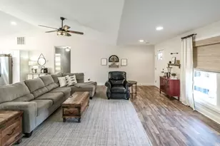 229 Almon Ave, Tallapoosa, GA 30176 - Photo 5