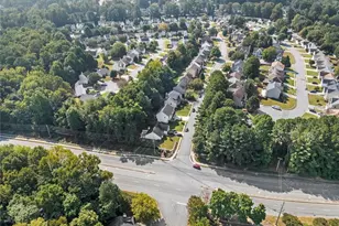 1107 Glen Chase Dr, Lawrenceville, GA 30044 - Photo 5