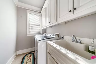 585 Settles Brook Court, Suwanee, GA 30024 - Photo 33