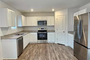 504 Pemberton St, Euharlee, GA 30145 - Photo 11