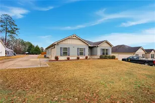 6968 New Dale Rd, Rex, GA 30273 - Photo 5