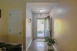 690 Springlake Rd, Lawrenceville, GA 30045 - Photo 5