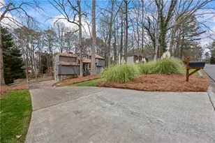 2225 Smoke Stone Cir, Marietta, GA 30062 - Photo 3