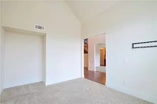 2236 Caledonia Dr, Lawrenceville, GA 30045 - Photo 9