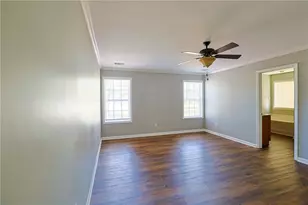 910 Lakeside Ct, Loganville, GA 30052 - Photo 41