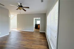 910 Lakeside Ct, Loganville, GA 30052 - Photo 33