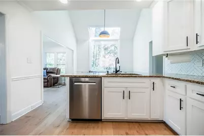 1055 Downing Court NE, Marietta, GA 30068 - Photo 33