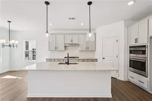 1260 Magellan Dr, Buford, GA 30518 - Photo 13