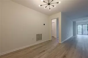 1118 Pine Heights Dr, Atlanta, GA 30324 - Photo 11