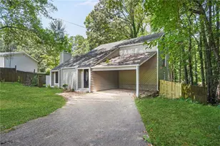 215 Carmichael Rd, Woodstock, GA 30189 - Photo 3