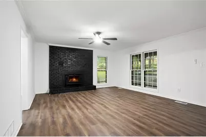 6032 Lakeshore Drive SE, Mableton, GA 30126 - Photo 5