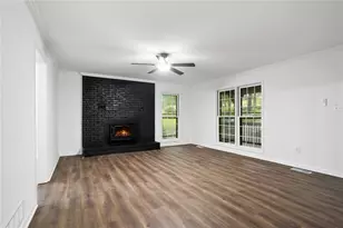 6032 Lakeshore Dr SE, Mableton, GA 30126 - Photo 5