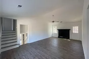 3417 Hollow Tree Dr, Decatur, GA 30034 - Photo 3