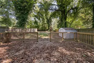 1712 Evans Dr SW, Atlanta, GA 30310 - Photo 15