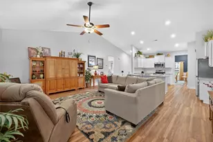 829 River Fall Dr, Jefferson, GA 30549 - Photo 21