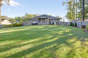 829 River Fall Dr, Jefferson, GA 30549 - Photo 43