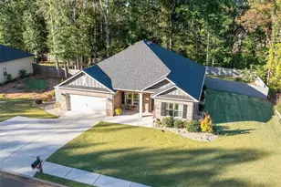 829 River Fall Dr, Jefferson, GA 30549 - Photo 55