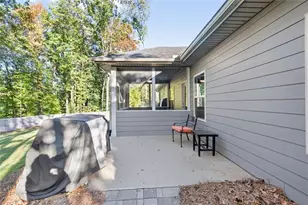 829 River Fall Dr, Jefferson, GA 30549 - Photo 41