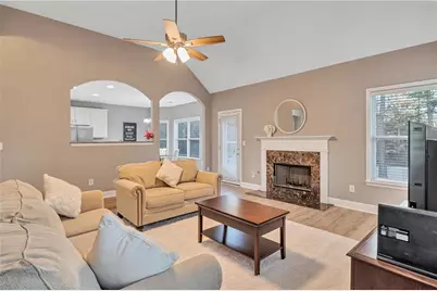 1141 SE Carillon Dr, Conyers, GA 30013 - Photo 9