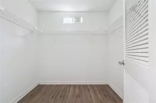 5320 Kelleys Creek Dr, Stone Mountain, GA 30088 - Photo 17