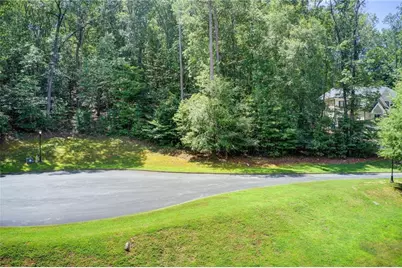 3869 Teesdale Court, Sandy Springs, GA 30350 - Photo 5