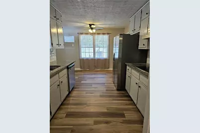 1801 Driftwood Place, Snellville, GA 30078 - Photo 9