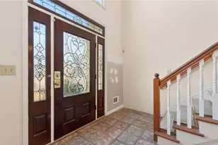 1412 Crooked Tree Cir, Stone Mountain, GA 30088 - Photo 3