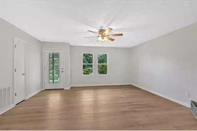 3240 Fescue Circle, Lawrenceville, GA 30044 - Photo 11