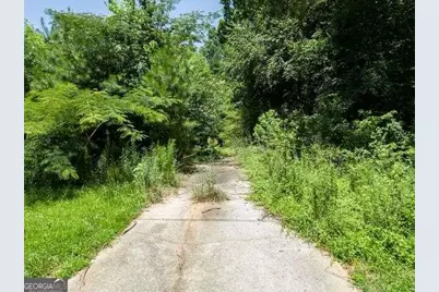 185 Mountain View Circle, Covington, GA 30016 - Photo 3