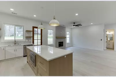 5422 Copper Creek Road, Flowery Branch, GA 30542 - Photo 17