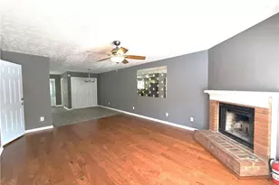 117 Davis Mill Ct, Lawrenceville, GA 30044 - Photo 3