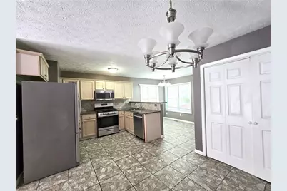 117 Davis Mill Court, Lawrenceville, GA 30044 - Photo 9