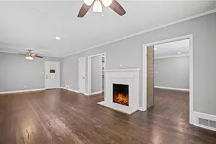 2790 Collier Dr NW, Atlanta, GA 30318 - Photo 9