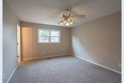 55 Clingstone Circle, Newnan, GA 30265 - Photo 11