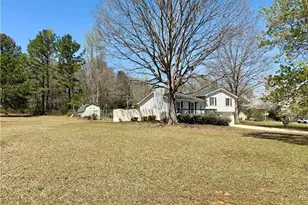 55 Clingstone Cir, Newnan, GA 30265 - Photo 3