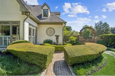 5318 Brooke Farm Drive, Dunwoody, GA 30338 - Photo 61