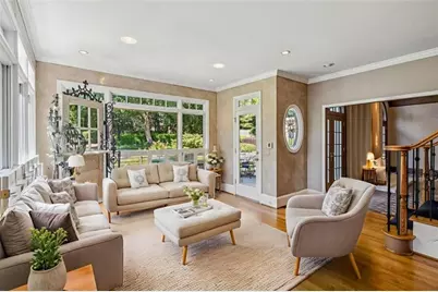 5318 Brooke Farm Drive, Dunwoody, GA 30338 - Photo 19