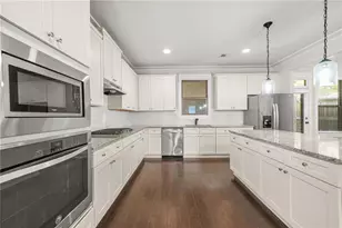 2439 Muirfield Pl, Atlanta, GA 30337 - Photo 11