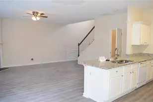 3625 Gainesway Ct, Duluth, GA 30096 - Photo 3