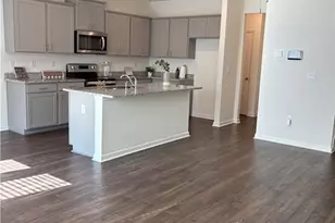 1026 King Iron Dr, Lawrenceville, GA 30045 - Photo 9