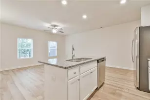 4541 Bishops Ln, Oakwood, GA 30566 - Photo 9