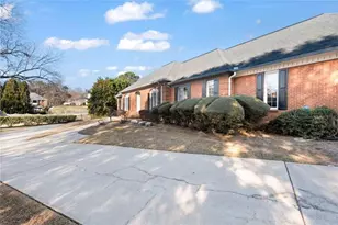 405 Savannah Cir, Jonesboro, GA 30236 - Photo 61