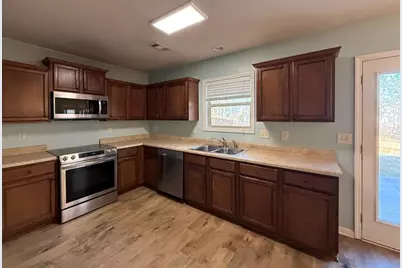 1326 Castleberry Drive, Buford, GA 30518 - Photo 9