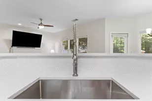 1023 White Fox Run, Lawrenceville, GA 30045 - Photo 23