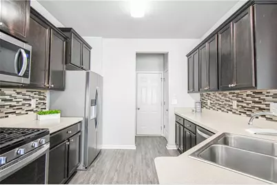 158 Townview Drive, Woodstock, GA 30189 - Photo 7