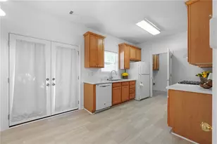 3309 Raes Creek Rd, Marietta, GA 30008 - Photo 9