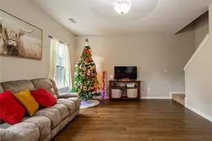 735 Walnut Creek Cir, Pendergrass, GA 30567 - Photo 5