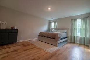 735 Walnut Creek Cir, Pendergrass, GA 30567 - Photo 13