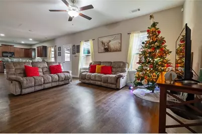 735 Walnut Creek Circle, Pendergrass, GA 30567 - Photo 3